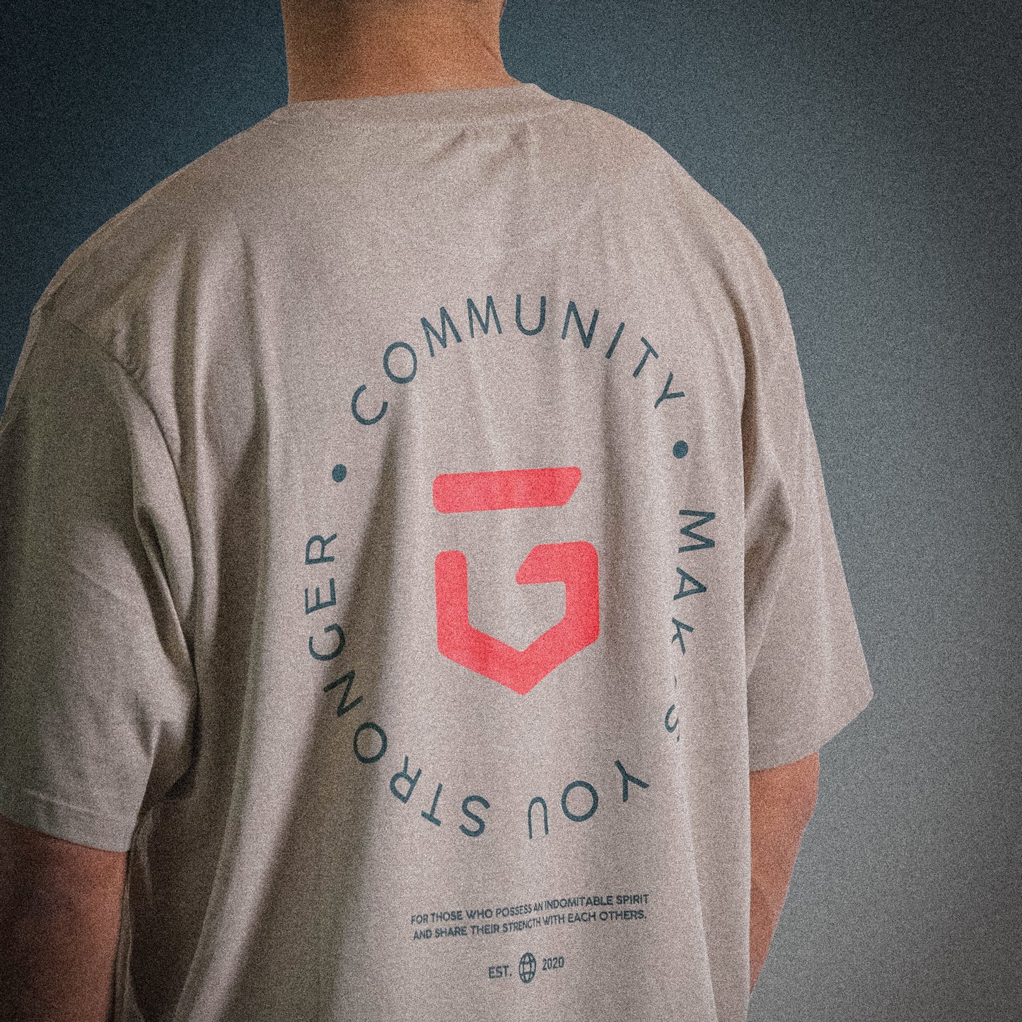 Camiseta GRIT Community Makes You Stronger